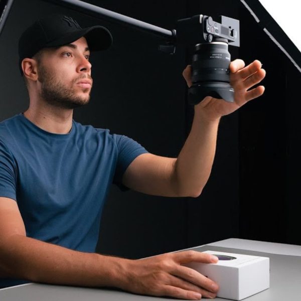 Ulanzi VIJIM LS08 flexible arm professional live streaming stand holding smartphone and ring light, adjustable and stable setup for content creation"